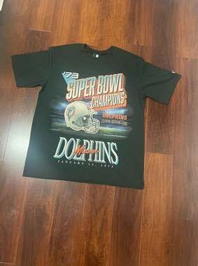 New Era Miami Dolphins Super Bowl VIII Champions Sport Classics T-Shirt